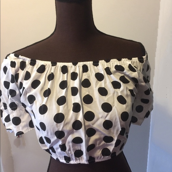 NWT Polka Dot Crop Top White w/black dots - Picture 2 of 4